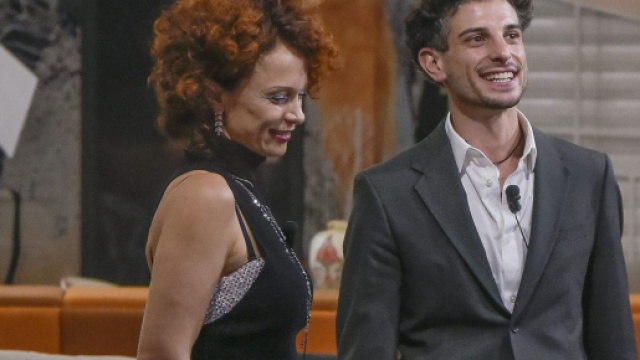 GF, Garibaldi promette 'vendetta' se dovesse essere eliminato dai fan di Beatrice.