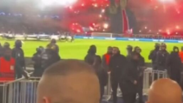 Le Parc des Princes lors de PSG - Milan (capture Twitter @panams75)