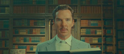 Benedict Cumberbatch vive o personagem Henry Sugar no filme de Wes Anderson (Divulgação/Netflix)