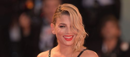 Tutte le ultime tendenze dell'autunno 2023, gli stivali di Diletta Leotta e il blazer nero di Emma Marrone