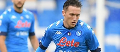 In foto Zielinski, centrocampista del Napoli.