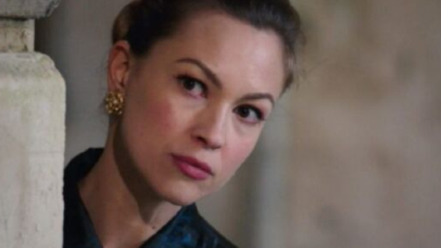 Il Paradiso, trame all'11 novembre: Fiorenza aiuta Tancredi nell'acquisto della fabbrica.