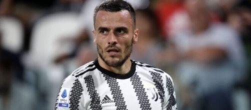 Juventus, fastidio alla caviglia per Kostic, Milik in gruppo, cauto ottimismo per Vlahovic.