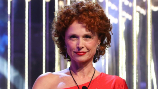 Grande Fratello, Beatrice Luzzi: 'Alfonso disperato, non trova ciccia per i suoi denti'.