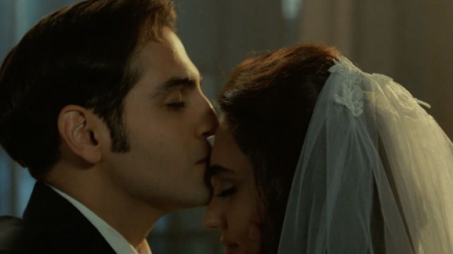 Terra amara, episodio 6 ottobre:Gulten celebra il suo matrimonio, Altun legge una missiva