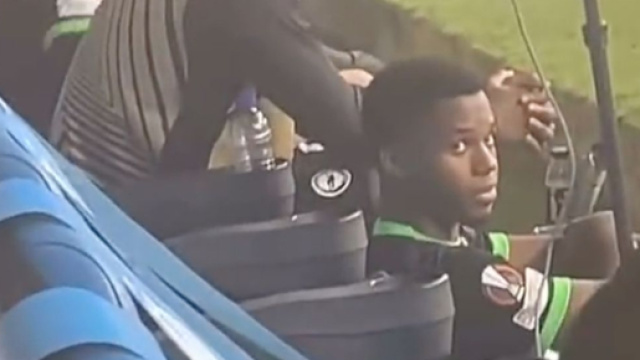 Ansu Fati pris à partie pendant OM-Brighton. (screenshot Twitter - @Konrad__FCB)