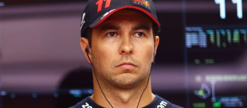 Sergio Perez commenta il terzo Mondiale di F1 consecutivo di Max Verstappen.