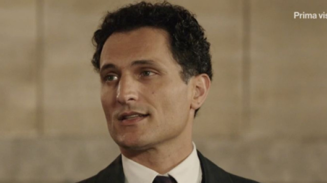 Il Paradiso, puntata 10 ottobre:Vittorio telefona a Vito, la contessa sconvolge Flora