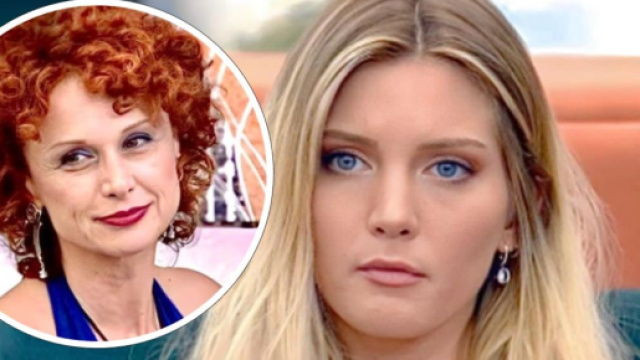 GF, Beatrice punge Anita: 'Perché non ti fai una vita?', Olivieri: 'Basta' (Clip).