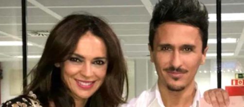 Olga Moreno no ha eliminado las fotos junto a su representante en las redes sociales (Instagram, @agustinetienne)
