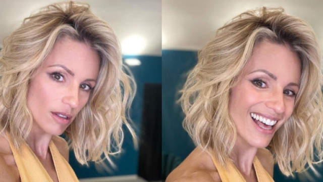 Tendenze tagli capelli medi e tonalit&agrave; per l'autunno-inverno 2023/24: in foto Michelle Hunziker.