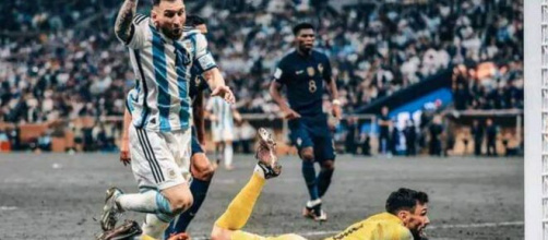 Messi et l'Argentine sacrés en 2022 au Qatar face à la France. (screenshot Twitter - @@FCB_Argentine)