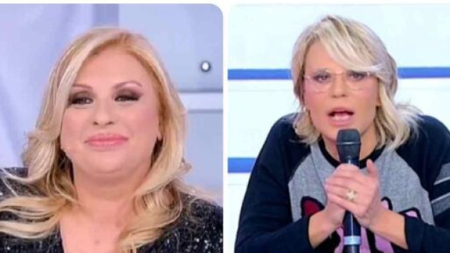 Uomini e donne, possibile una rivoluzione: De Filippi vorrebbe Tina Cipollari sul Trono.