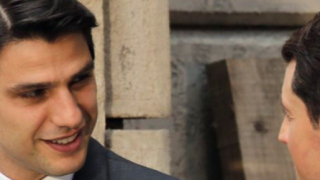 Marcello ottiene un riconoscimento da Conti.