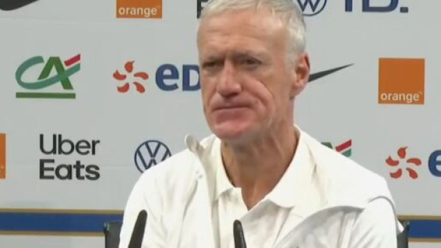 Didier Deschamps déçu par la finale perdue par les Bleus contre l'Argentine. (screenshot Twitter - @lachainelequipe)