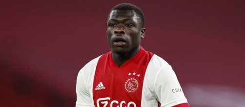 In foto Brian Brobbey, attaccante dell'Ajax.