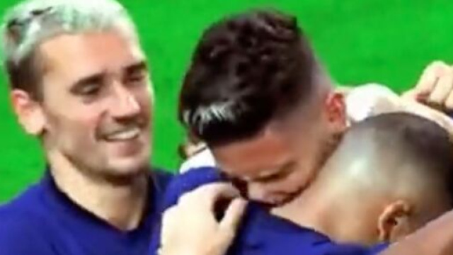 Griezmann heureux de jouer en équipe de France et à l'Atlético. (screenshot Twitter - @lnstantFoot)