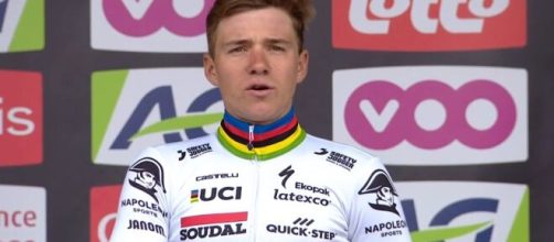 Ciclismo, Remco Evenepoel debutterà al Tour de France nel 2024.