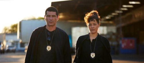 Rômulo Braga e Maeve Jinkings, os protagonistas de 'DNA do Crime', série policial brasileira da Netflix (Reprodução/Netflix)