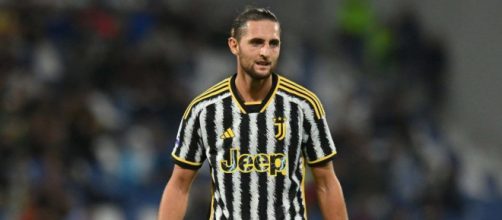 Juventus, si starebbe lavorando al prolungamento di contratto di Rabiot.