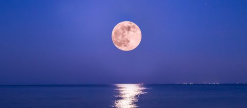 L'oroscopo di domani 29 novembre: Luna in Cancro, emozioni intense per Gemelli (1^ parte).