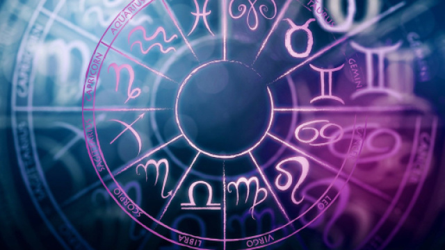 L'oroscopo e classifica di mercoledì 29 novembre, amore: emozioni per Bilancia.