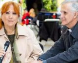 Un posto al sole, Giulia Poggi (Marina Tagliaferri) e Don Raimondo (Giancarlo Cosentino)