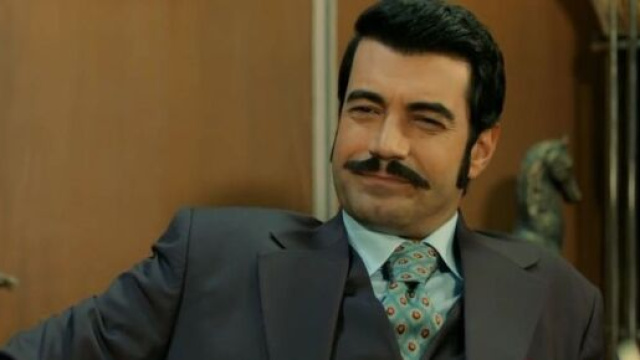 Terra amara, anticipazioni 13-17 novembre: Mujgan incastra Demir per i suoi tradimenti.