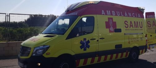 Una ambulancia del SAMU acudió al lugar de los hechos (X, @GVA112)