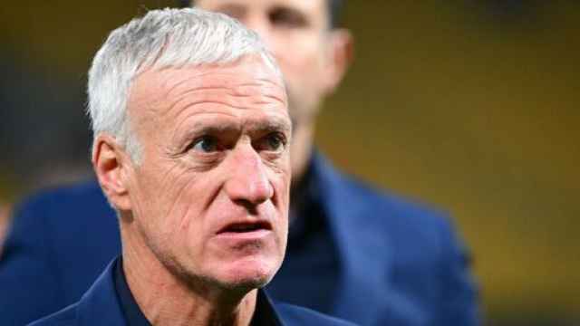 Deschamps amer sur l'arbitrage lors de France-Argentine. (crédit Twitter @ActuFoot_)
