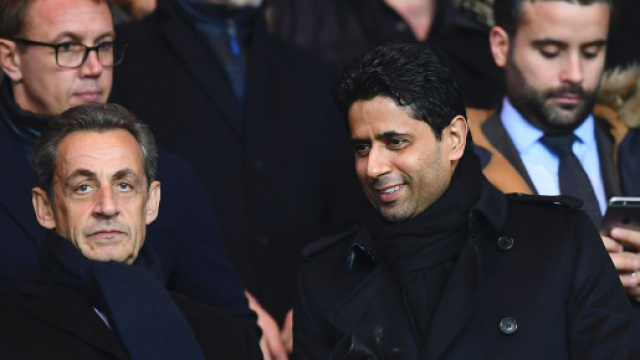Nicolas Sarkozy et Nasser Al-Khelaifi au Parc des Princes (capture Twitter @ActuFoot_)