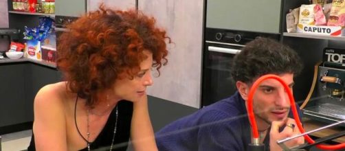 Grande Fratello, Beatrice contro Giuseppe: 'Ti sei fatto influenzare'.