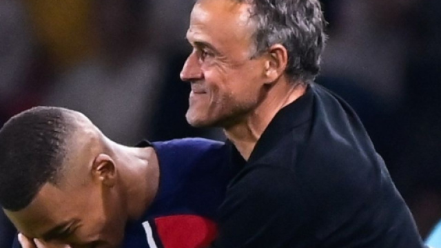 Si l'attitude de Mbappé pose question, l'After foot s'est demandé si le Français était compatible avec le coach espagnol. (X @Transfersdotcom)