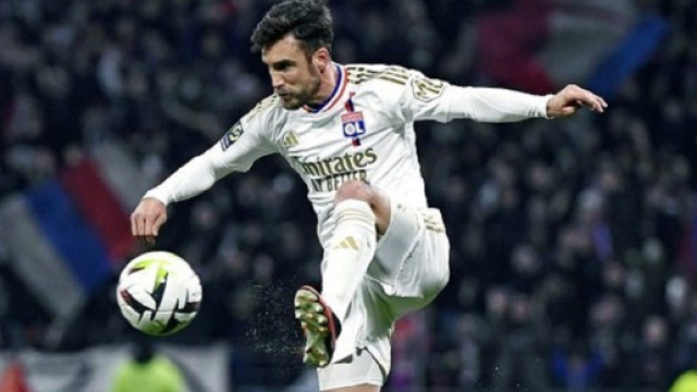 Nicolas Tagliafico avec l'OL (capture Twitter @OL__Plus)