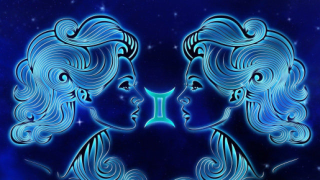 L'oroscopo di martedì 26 dicembre con classifica: Gemelli e Toro al top.