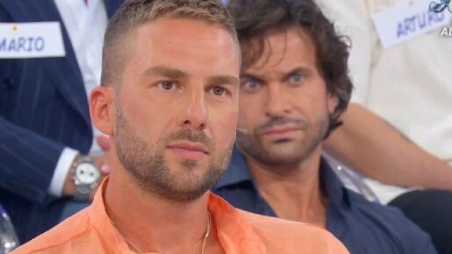 Uomini e donne, chi è Marco Antonio del Trono Over: ha 35 anni e ha chiuso con Roberta.