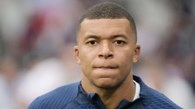 Kylian Mbapp&eacute; aime beaucoup Tenas (capture Twitter @ActuFoot_)