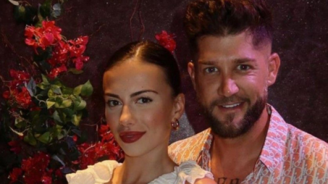 Le mariage de Giuseppa et Paga crée polémique (Screenshoot Twitter @InsidePublic)