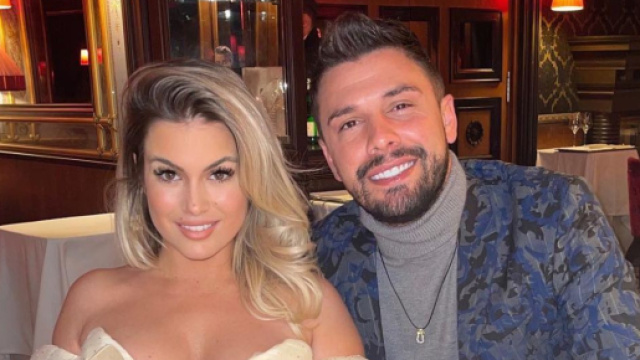 Dans son livre, Carla Moreau raconte une scène de tromperie choquante qui prouve que la sorcellerie ne marchait pas sur Kevin Guedj.