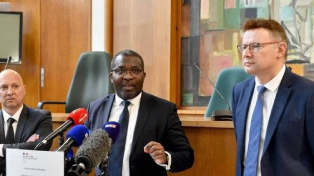 Le procureur Camille Miansoni a donné une conférence de presse le 11 février. Screenshot Twitter @OuestFrance