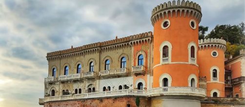 Un posto al sole, Villa Volpicelli nota agli amanti della soap come Palazzo Palladini.