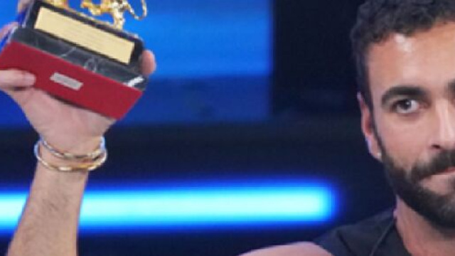 Festival de Sanremo: Marco Mengoni grand vainqueur de la 73 ème édition. Twitter @los_replicantes