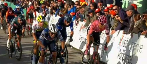 Magnus Cort Nielsen vince la seconda tappa della Volta Algarve.
