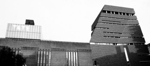 Tate Modern viewing platform on the top right (Image source: Dave/Flickr)