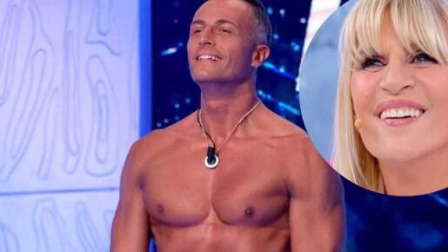 U&D, anticipazioni nuove puntate: Riccardo mostra i pettorali, Gemma cede alla passione.