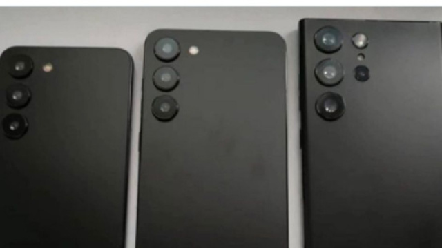 Des smartphones Samsung (Screenshot @SonnyDickson)