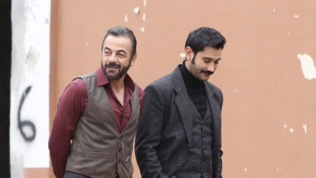 Terra amara, Fekeli e Yilmaz 'soffiano' un affare a Demir.