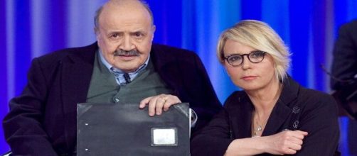 Morte Costanzo, Mediaset cambia programmazione: Maria non va in onda sabato e domenica.