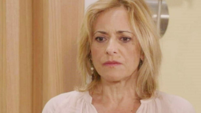 Un posto al sole, nuove puntate: Silvia potrebbe essere incinta.