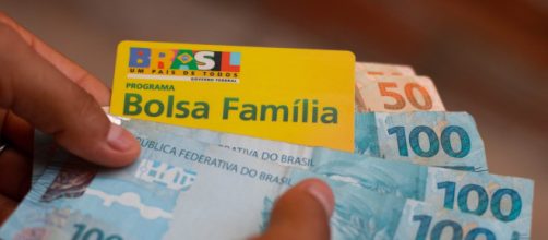 Governo diz que identificou usuários irregulares do Bolsa Família (Agência Brasil)